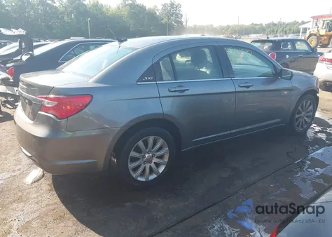 2013 Chrysler 200 Touring from USA, damaged, VIN 1C3CCBBB4DN706755